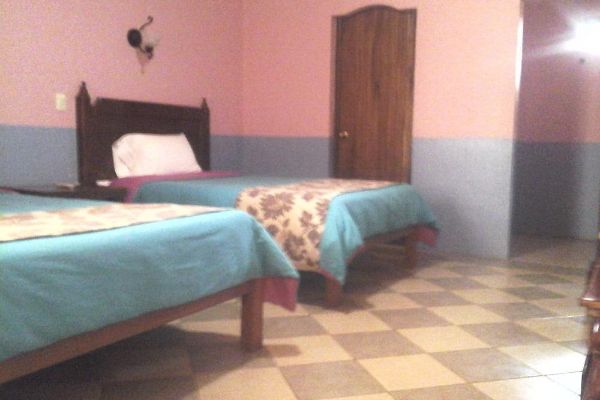 Hotel Tunich Beh (Valladolid)